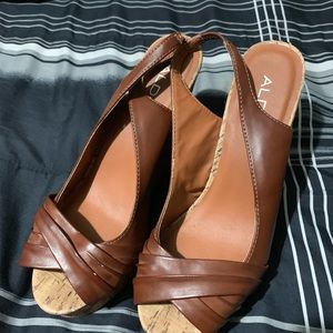 Aldo wedges
